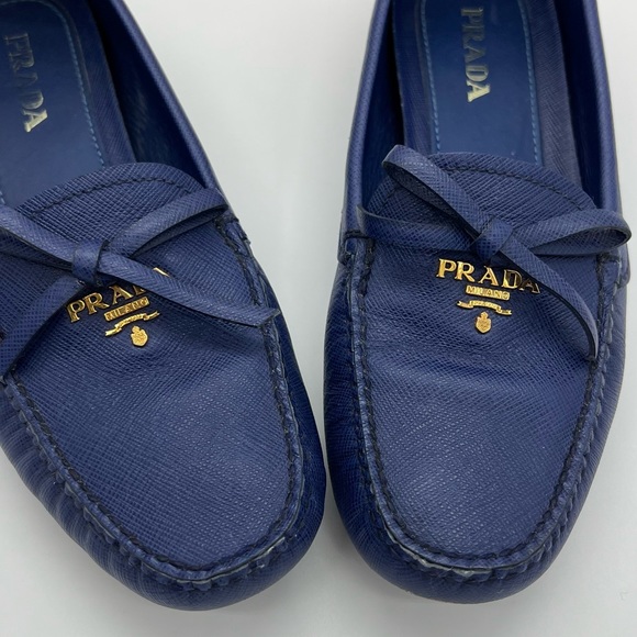 Authentic Prada blue Saffiano leather loafers - Picture 7 of 11